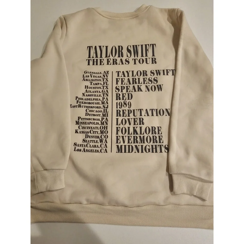 Taylor Swift The Eras Tour Cream/Beige Crew Neck Sweatshirt Size L -‎ Excellent